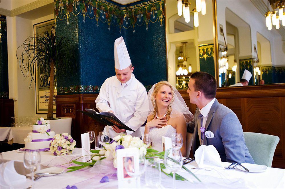 Hotel Paris Prague Facilities photo A chef reading the menu to a couple